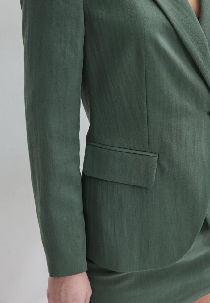 Asymmetrischer Blazer Asymmetrischer Blazer