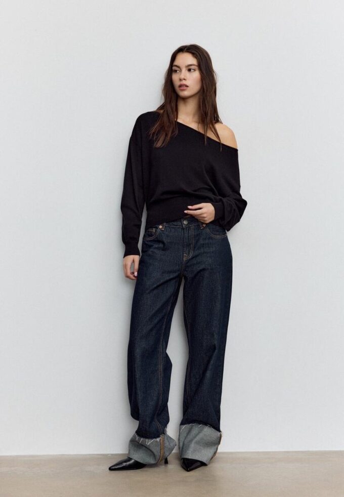 Asymmetrischer Strickpullover Asymmetrischer Strickpullover