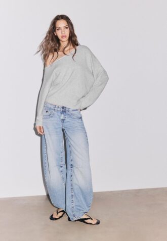 Asymmetrischer Strickpullover