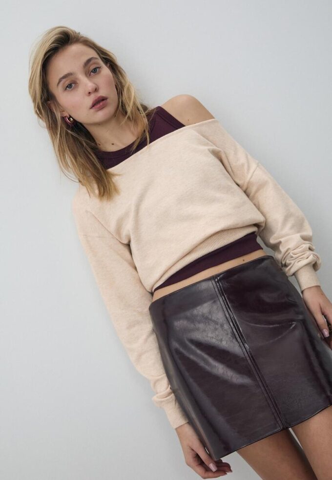 Asymmetrischer Strickpullover