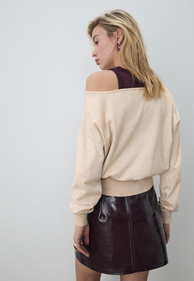 Asymmetrischer Strickpullover