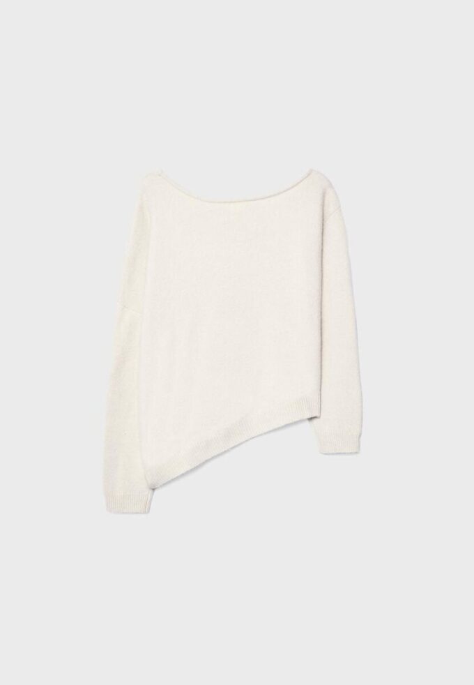 Asymmetrischer Strickpullover Asymmetrischer Strickpullover