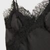 Asymmetrisches Spitzen-Oberteil mit Trägern Asymmetrisches Spitzen-Oberteil mit Trägern