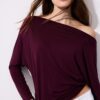 Asymmetrisches T-Shirt aus Modal Asymmetrisches T-Shirt aus Modal