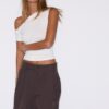 Asymmetrisches T-Shirt mit Knöpfen