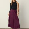 Asymmetrisches T-Shirt mit Metallschnalle