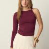 Asymmetrisches T-Shirt mit Metallschnalle