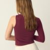 Asymmetrisches T-Shirt mit Metallschnalle