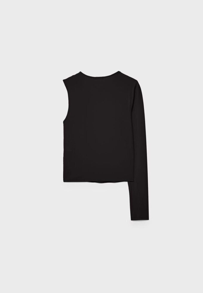 Asymmetrisches T-Shirt mit Metallschnalle