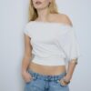 Asymmetrisches T-Shirt mit Nieten