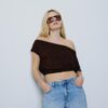 Asymmetrisches T-Shirt mit Nieten