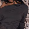 Asymmetrisches T-Shirt mit Nieten