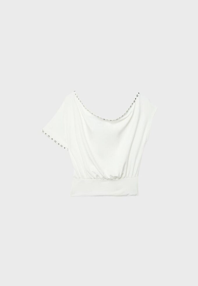 Asymmetrisches T-Shirt mit Nieten