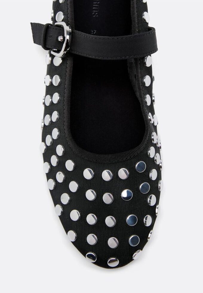 Ballerinas aus Mesh mit Nieten