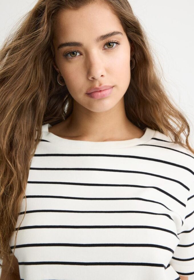 Basics Heavyweight gestreiftes T-Shirt in Regular Fit