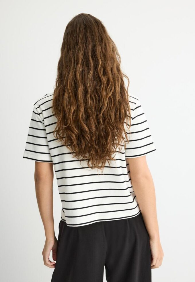 Basics Heavyweight gestreiftes T-Shirt in Regular Fit