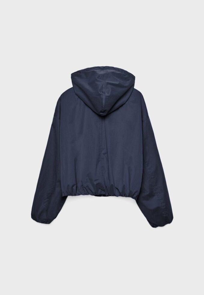 Basics-Kapuzenjacke aus Nylon Basics-Kapuzenjacke aus Nylon