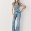 Basics Slim Fit gestreiftes T-Shirt Basics Slim Fit gestreiftes T-Shirt