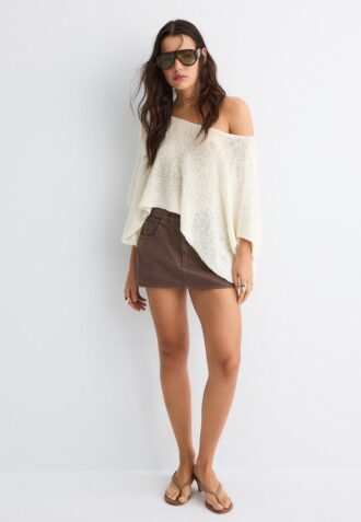 Basics-Strickpullover im Cape-Stil