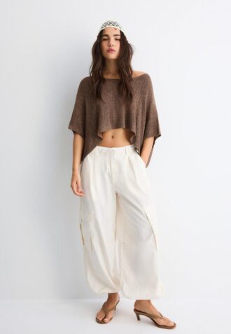 Basics-Strickpullover im Cape-Stil