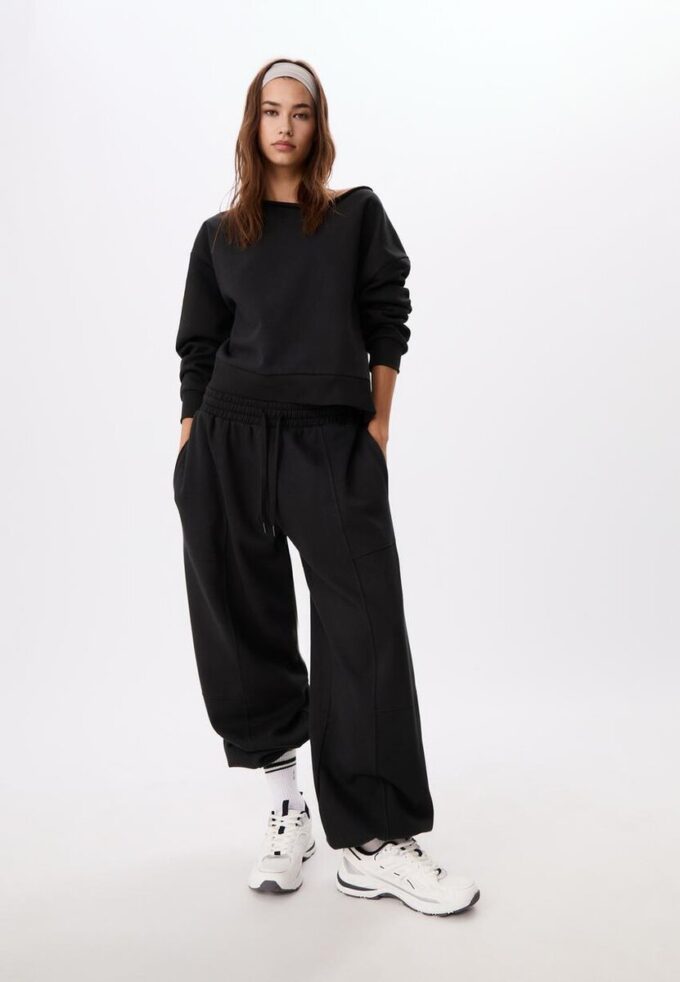 Basics-Sweatshirt mit schulterfreiem Ausschnitt Basics-Sweatshirt mit schulterfreiem Ausschnitt