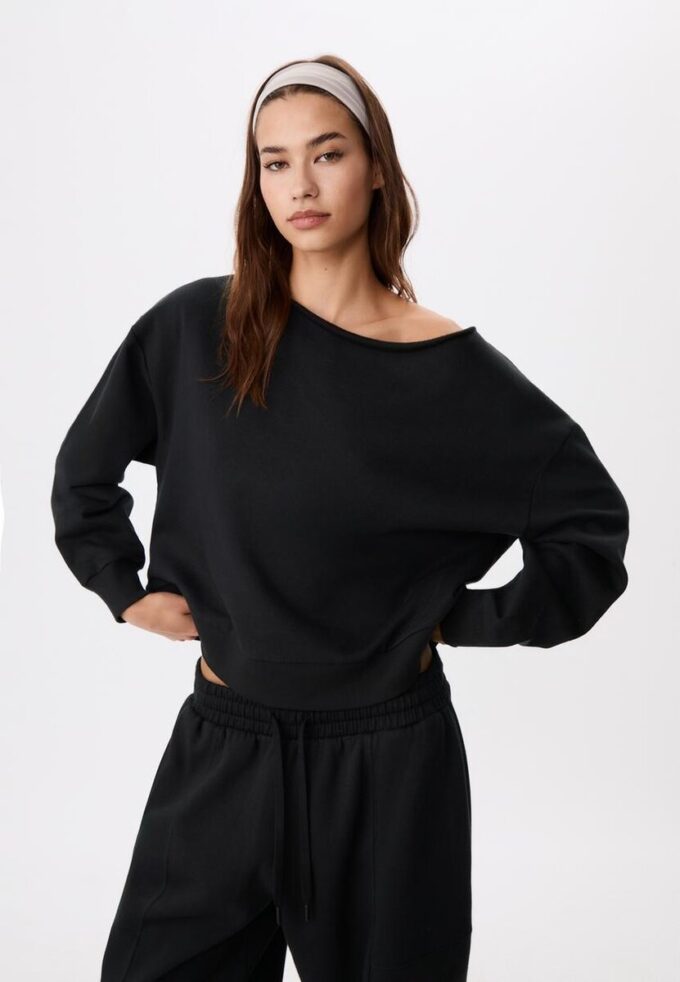 Basics-Sweatshirt mit schulterfreiem Ausschnitt Basics-Sweatshirt mit schulterfreiem Ausschnitt