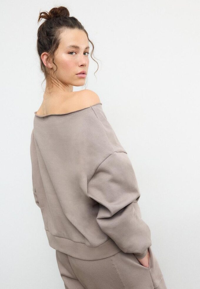 Basics-Sweatshirt mit schulterfreiem Ausschnitt Basics-Sweatshirt mit schulterfreiem Ausschnitt