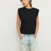 Basics-T-Shirt mit gepolsterten Schultern
