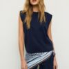 Basics-T-Shirt mit gepolsterten Schultern Basics-T-Shirt mit gepolsterten Schultern