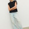 Basics-T-Shirt mit gepolsterten Schultern