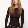 Basics-T-Shirt mit Glockenärmeln