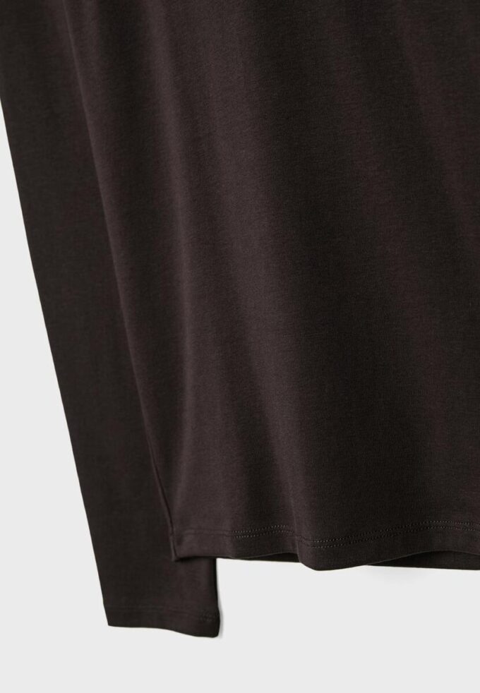Basics T-Shirt mit hohem Kragen Basics T-Shirt mit hohem Kragen