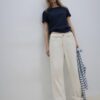Basics-T-Shirt mit normaler Passform und schwerem Stoff Basics-T-Shirt mit normaler Passform und schwerem Stoff