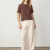 Basics-T-Shirt mit normaler Passform und schwerem Stoff Basics-T-Shirt mit normaler Passform und schwerem Stoff