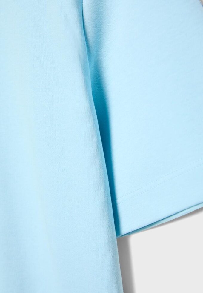 Basics-T-Shirt mit normaler Passform und schwerem Stoff Basics-T-Shirt mit normaler Passform und schwerem Stoff