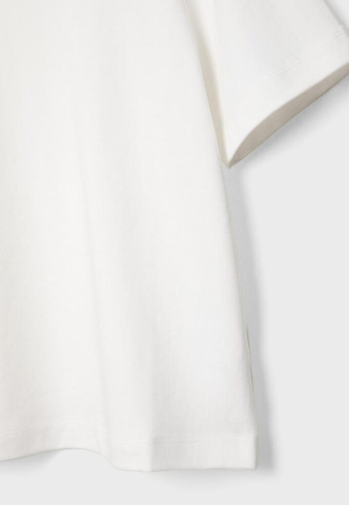 Basics-T-Shirt mit normaler Passform und schwerem Stoff