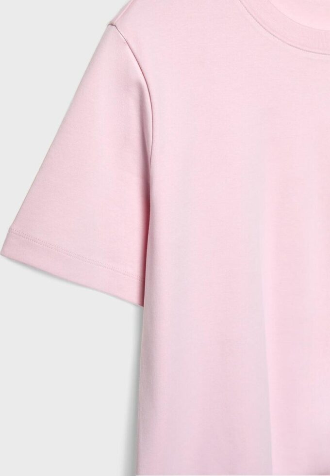 Basics-T-Shirt mit normaler Passform und schwerem Stoff Basics-T-Shirt mit normaler Passform und schwerem Stoff