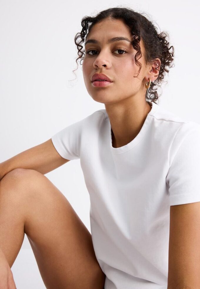 Basics-T-Shirt mit normaler Passform und Soft Touch-Gefühl Basics-T-Shirt mit normaler Passform und Soft Touch-Gefühl