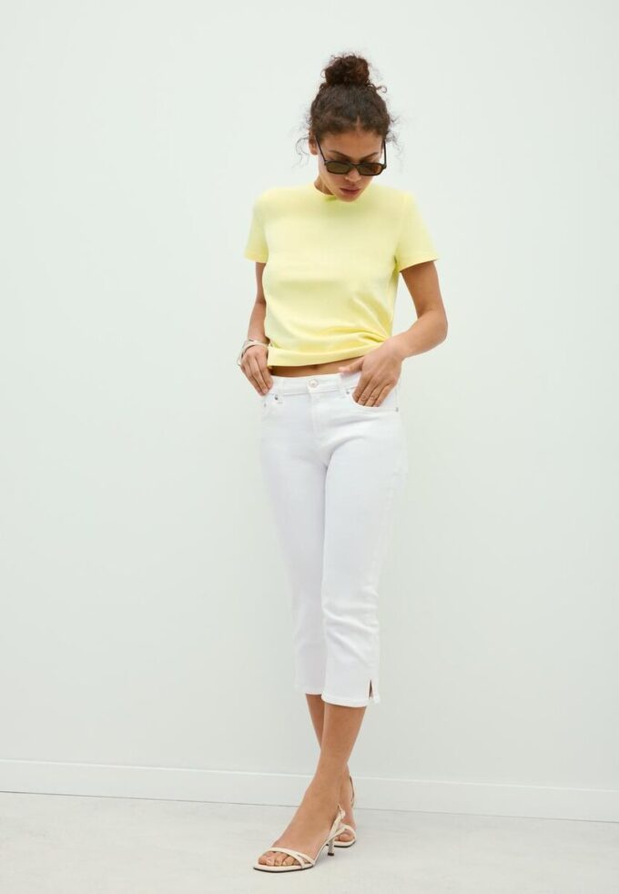 Basics-T-Shirt mit normaler Passform und Soft Touch-Gefühl