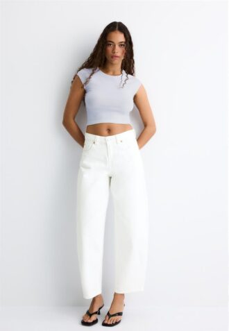Basics tailliertes Crop-T-Shirt