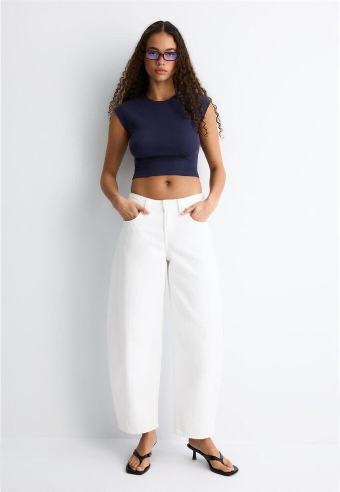 Basics tailliertes Crop-T-Shirt Basics tailliertes Crop-T-Shirt