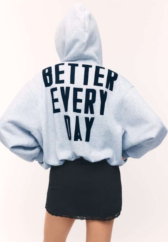 Bedrucktes Bomber-Sweatshirt mit Kapuze Bedrucktes Bomber-Sweatshirt mit Kapuze