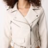 Bikerjacke aus Kunstleder mit Gürtel Bikerjacke aus Kunstleder mit Gürtel