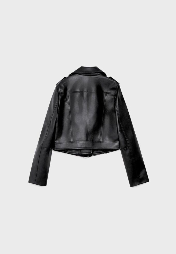 Bikerjacke aus Kunstleder mit Gürtel Bikerjacke aus Kunstleder mit Gürtel