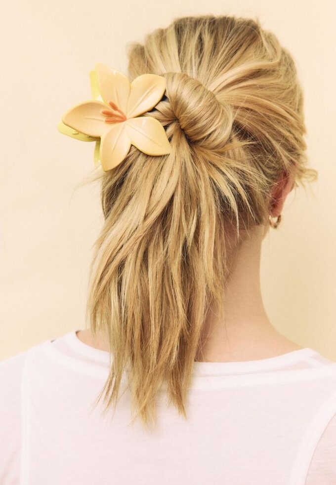 Blumen-Haarspange