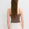 Bodysuit mit V-Ausschnitt und Trägern Bodysuit mit V-Ausschnitt und Trägern