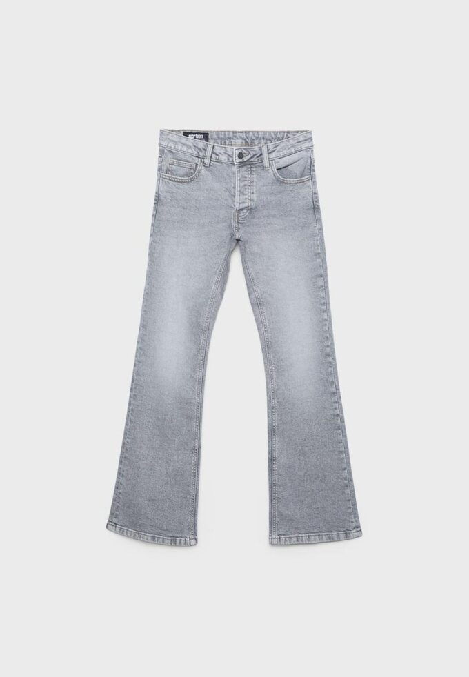 Bootcut-Jeans mit niedriger Taille