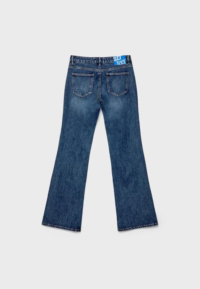 Bootcut-Jeans mit niedriger Taille