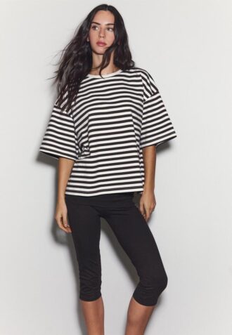 Boxy-T-Shirt mit kurzen Ärmeln