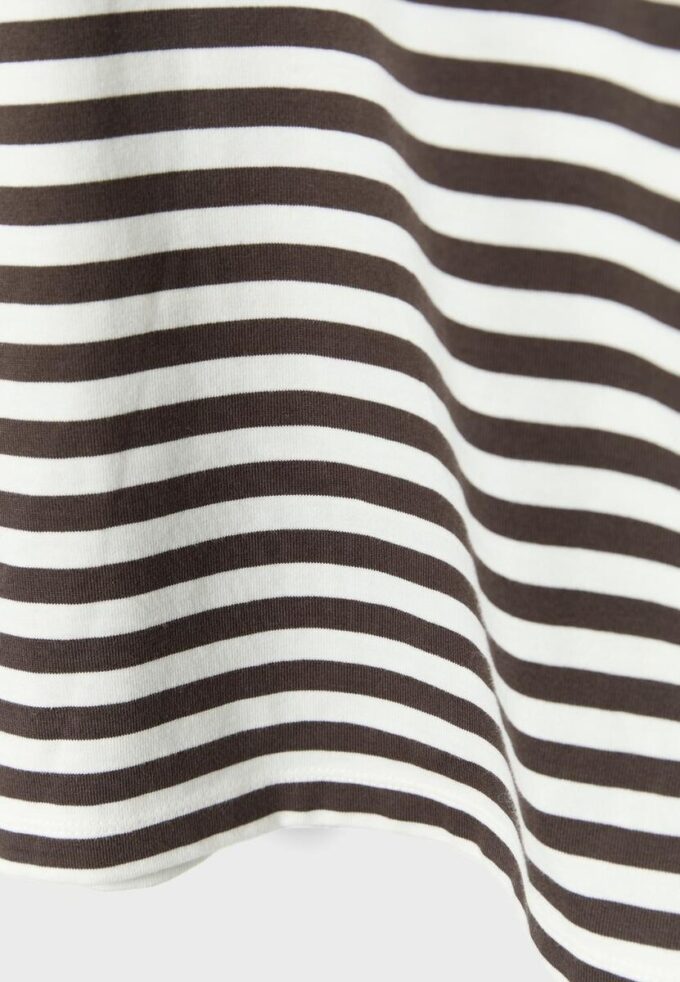 Boxy-T-Shirt mit kurzen Ärmeln
